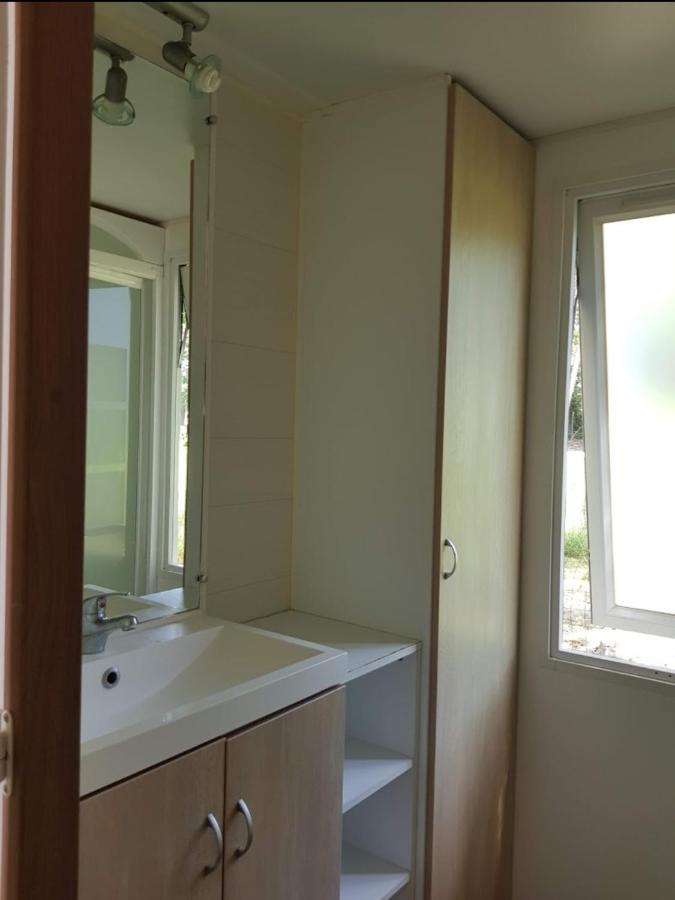 Arces-sur-Gironde Camping Les 2 Salamandres מראה חיצוני תמונה